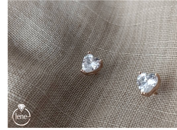 گوشواره میخی ژوپینگ مدل تگ نگین قلبی
