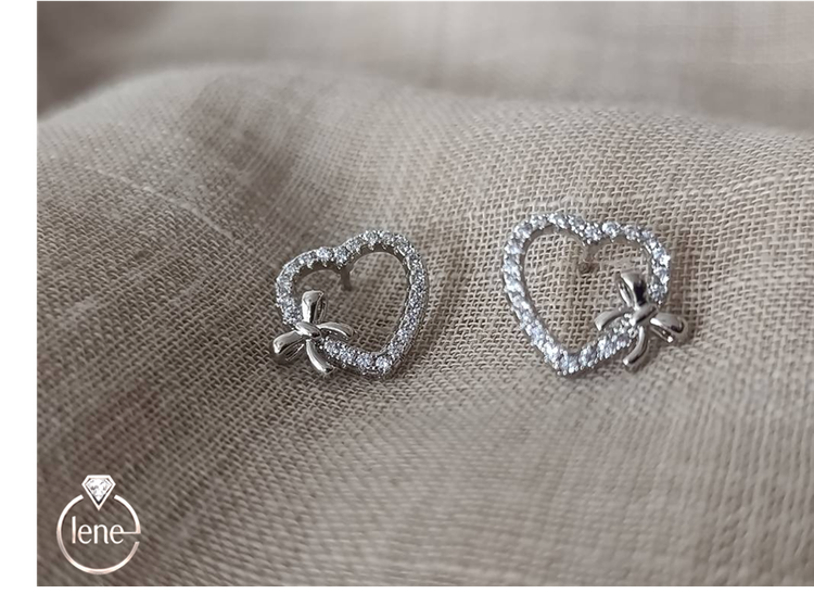 گوشواره میخی ژوپینگ مدل قلب نگینی پاپیوندار