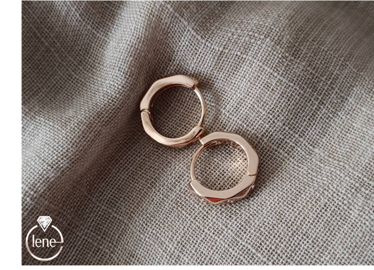 گوشواره حلقهای ژوپینگ طرح لوزی برجسته- نگین دار- ساده